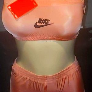 Nike women's set